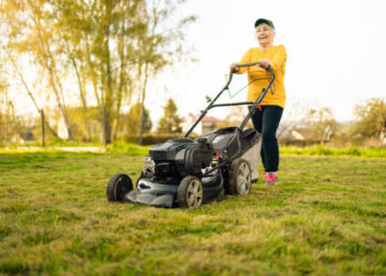 Achieving Excellence with Modern Garden Machinery